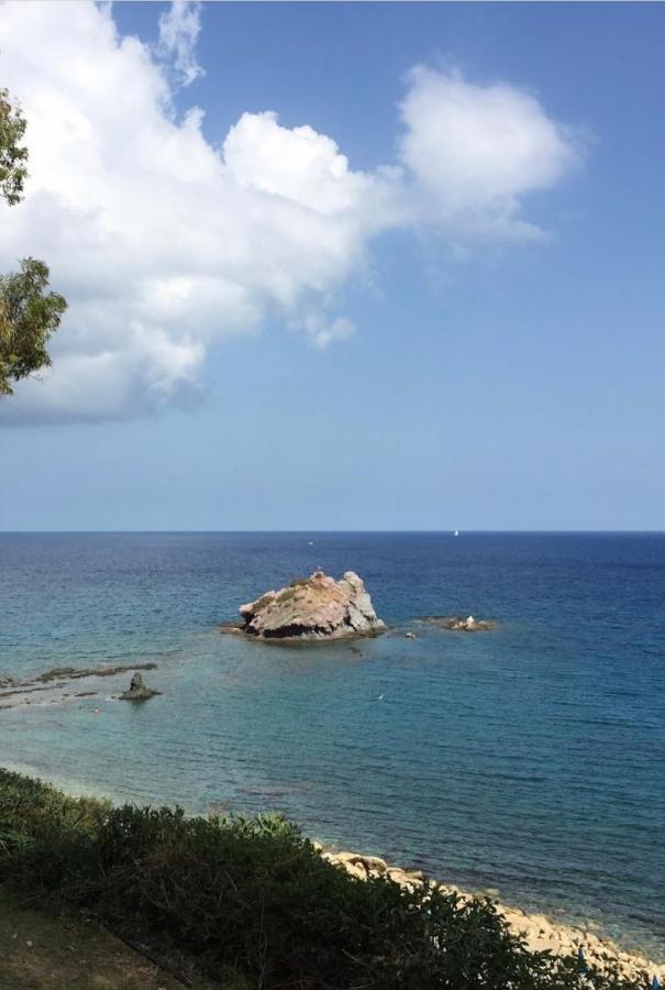 Mediterranean Dream オロクリニ エクステリア 写真